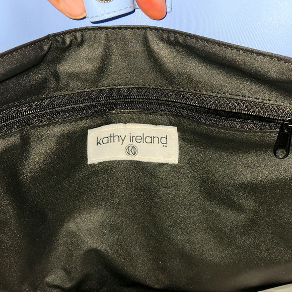 90's Vintage Kathy Ireland Tote - Picture 6 of 13